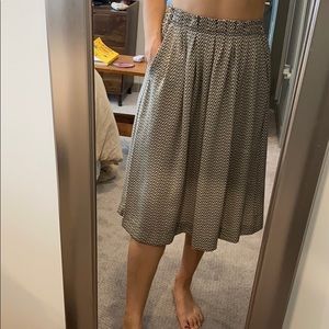 H&M Size 6 Black & Cream Midi Skirt worn twice